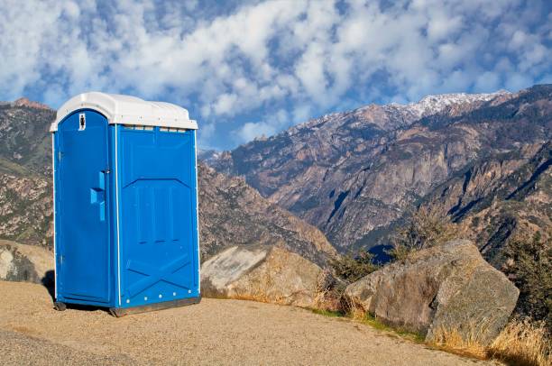 Best Affordable porta potty rental  in Windsor Heights, IA