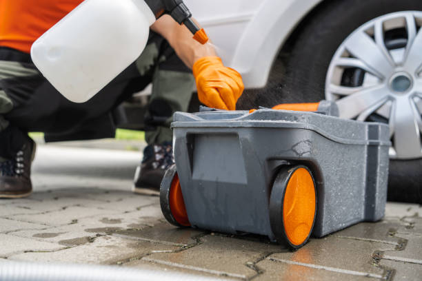 Best Sanitation services for porta potties  in Windsor Heights, IA